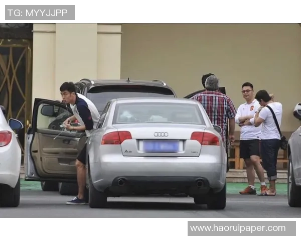 中国足球球星豪车排行榜揭秘 哪些顶级球员拥有豪华座驾引关注